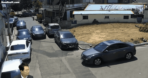 사이드미러 툭 쳤는데 한의원 입원에 뇌진탕 진단 [영상]