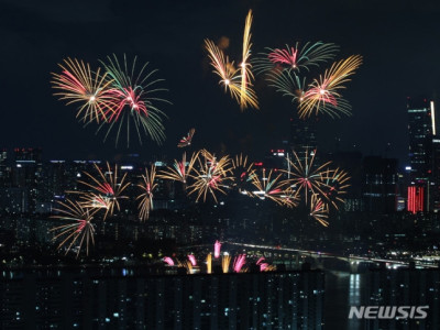 오늘 여의도 불꽃축제 100만명 운집…교통통제 확인하세요