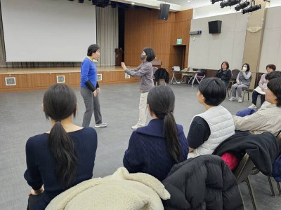 “곡선으로 도망치라고요?”…호신술 배워보니 ‘아하!’