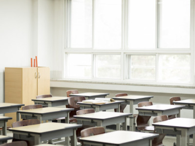 아빠랑도 뽀뽀 안할거야?…20대 담임이 학급 여학생 70% 성추행