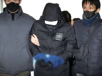 경복궁 낙서 사주한 '이 팀장', 낙서범에 '월급 1천만 원 취업' 제안