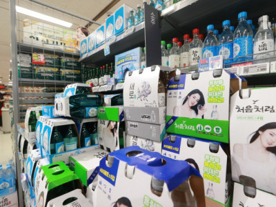 소주가격 내린다...처음처럼 4.5%·새로 2.7%↓