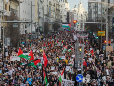 홀로코스트 추모일에 이스라엘 규탄 시위…독일선 反극우 집회