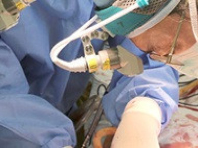 약스- 블라] 난 어제도 밤에 수술한 외과 의사다.jpg