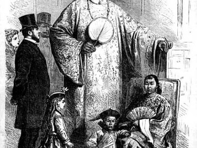 키가 3m 19cm였다는 청나라 사람.jpg